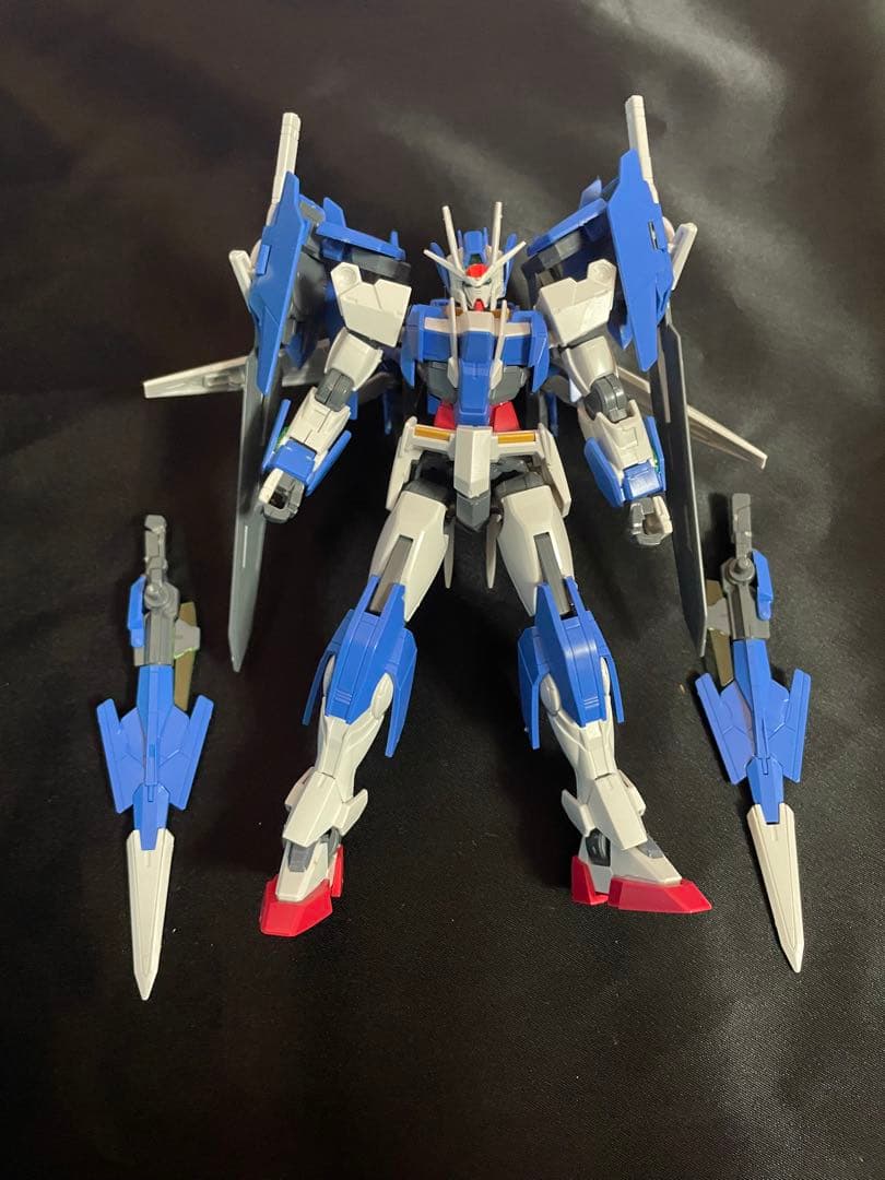 MG、HG ビルド系ガンプラ 素組み (1部塗装あり) - メルカリ