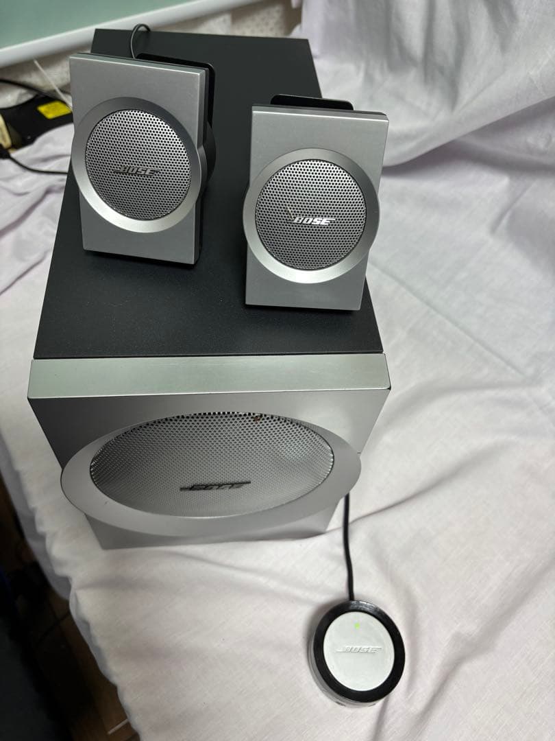 Bose スピーカー・ウーファーセット シルバー　ジャンク BOSE ボーズ サブウーファー スピーカー アンプ セット ジャンク品