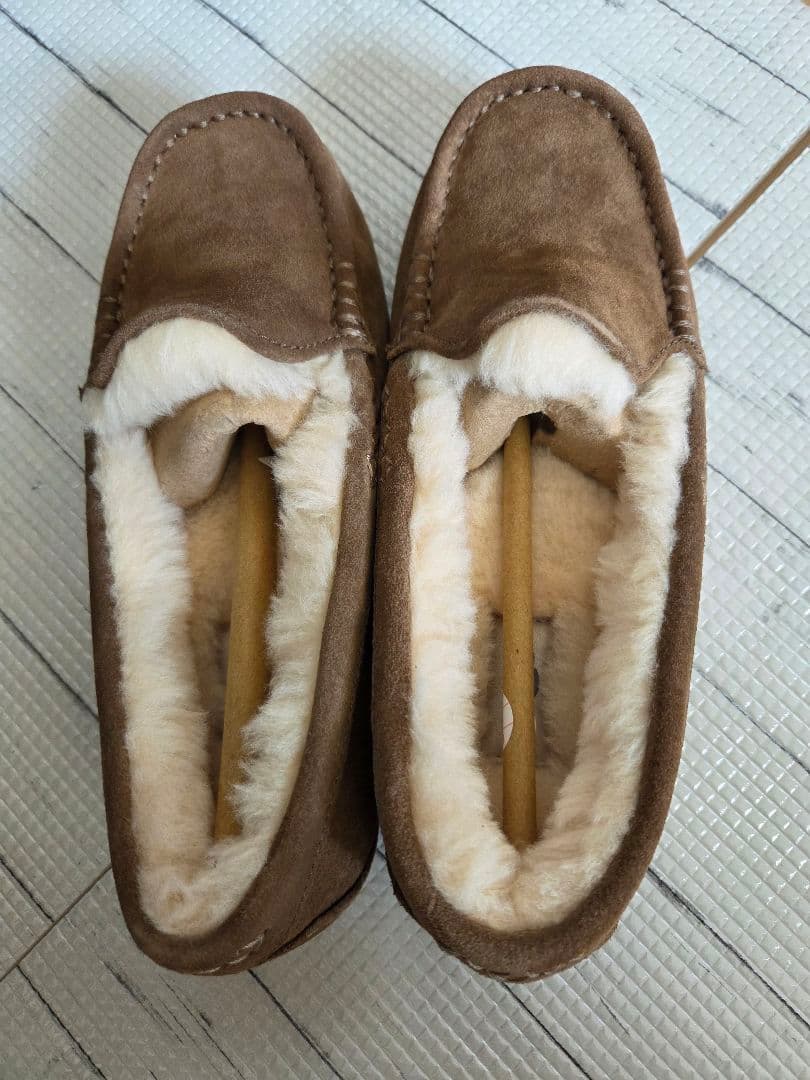 UGG(アグ) レディース ANSLEYモカシン 6サイズ 楽天市場】UGG アグ モカシン アンスレー ANSLEY レディース