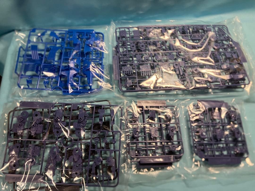 HMMゾイド シールドライガー バン仕様 一部欠品あり 未組立 - メルカリ