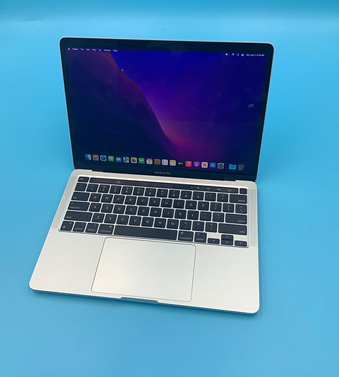 A2338 13” MacBook Pro 2020 M1 8GB | Mac Men