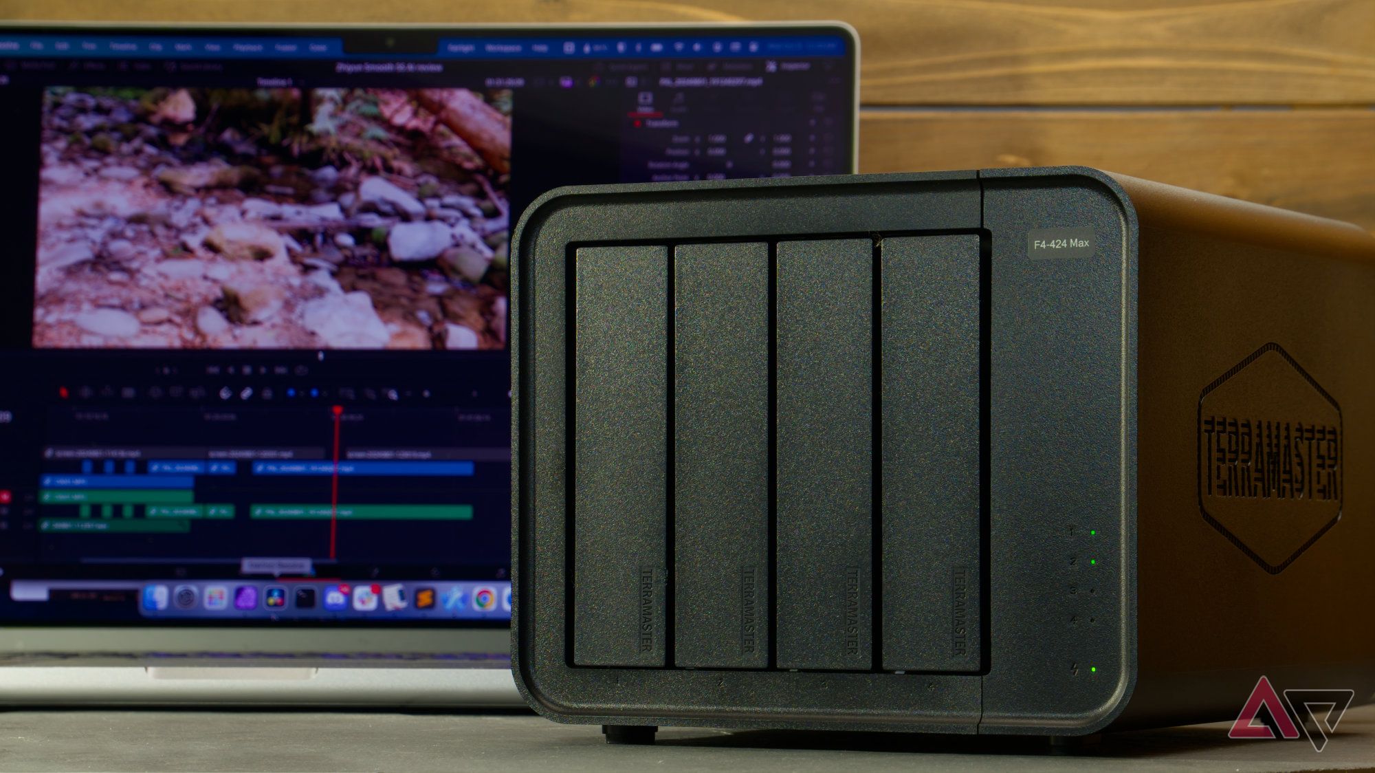 terramaster-f4-424-max-with-