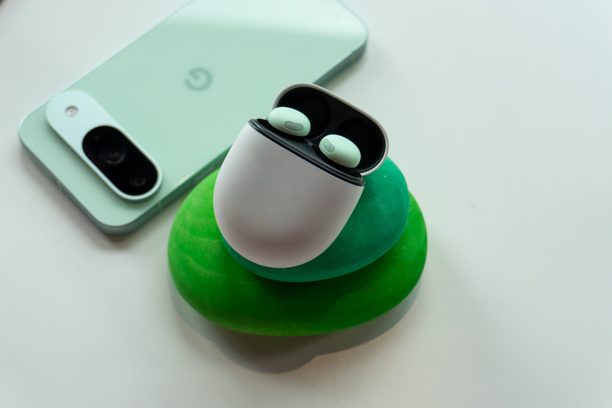 Google Pixel Buds Pro 2 hands-on review: these AI earbuds are a