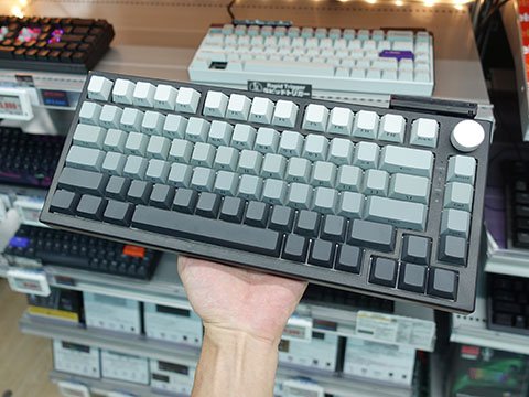 安価なラピッドトリガー対応75%キーボード「VGN A75」が入荷、価格は