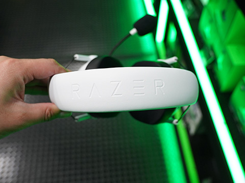 Razerの低遅延ゲーミングヘッドセット「BlackShark V3 White」が