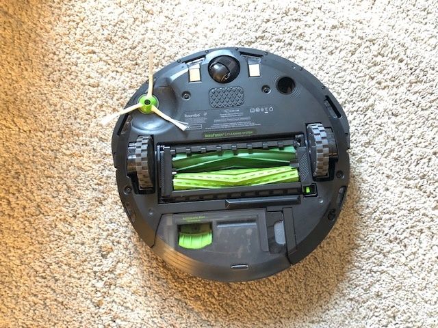 iRobot Roomba i7+ Hands On Review: This vacuum cleans itself
