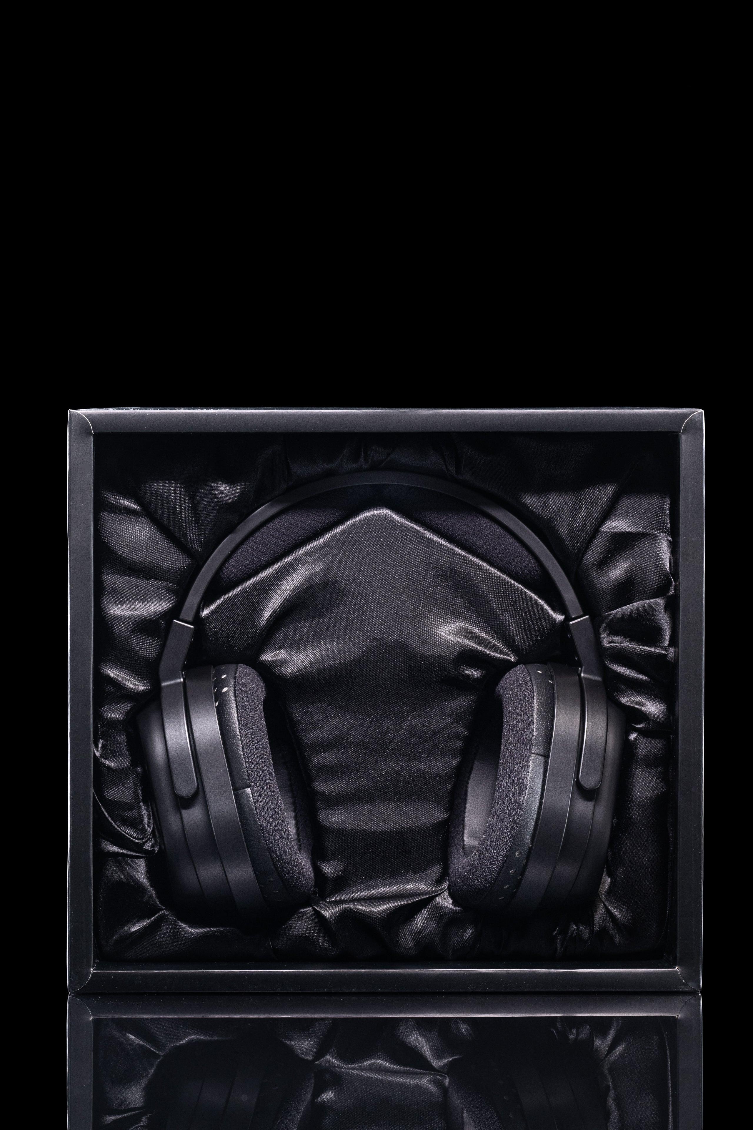 Moondrop Joker Professional Monitoring Closed-Back Dynamic Driver Full