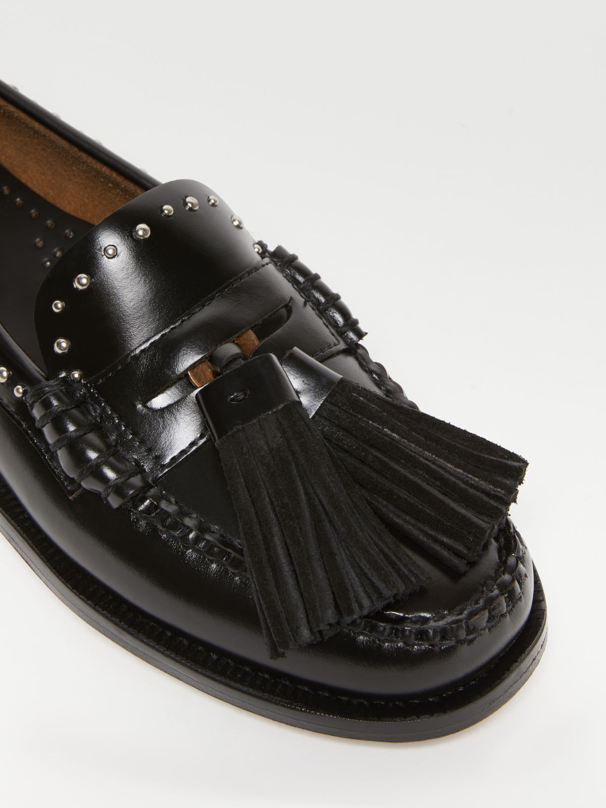 Leather moccasins with tassels, black | Weekend Max Mara