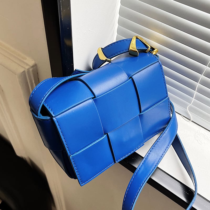 chikcc スカイブルー 牛革ショルダーバッグ 編み込みハンドル スカイ