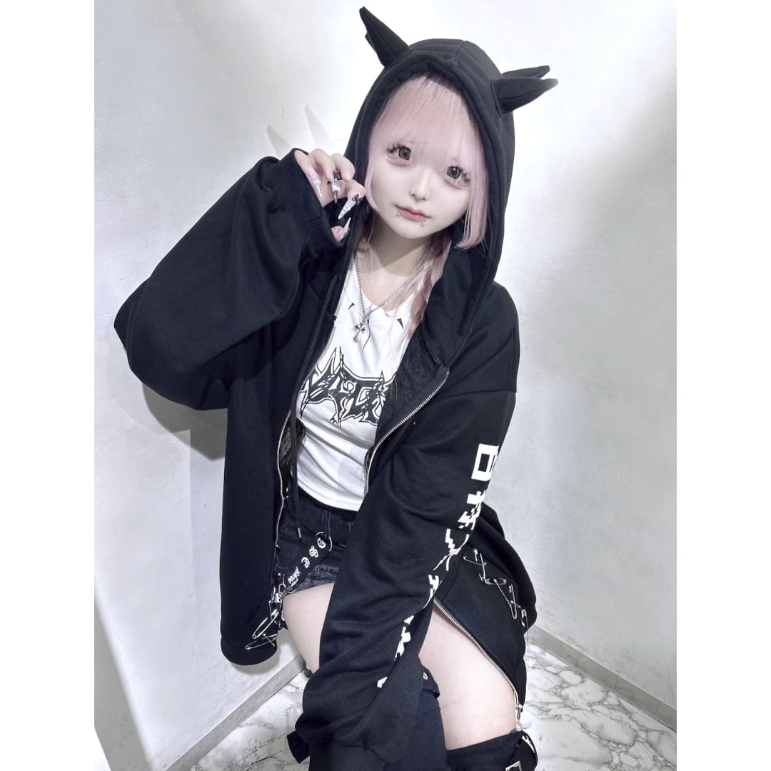 ツノ付き☆自称大悪魔ZIPパーカー | VOLCAN&APHRODITE