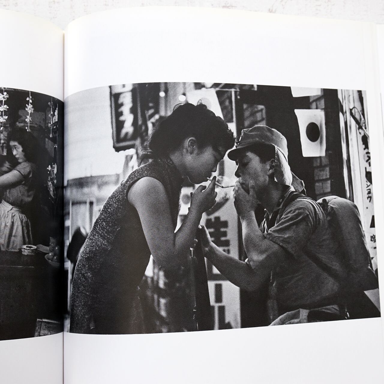 林忠彦写真集 カストリ時代 昭和21年、東京、日本。(署名入) | タイム