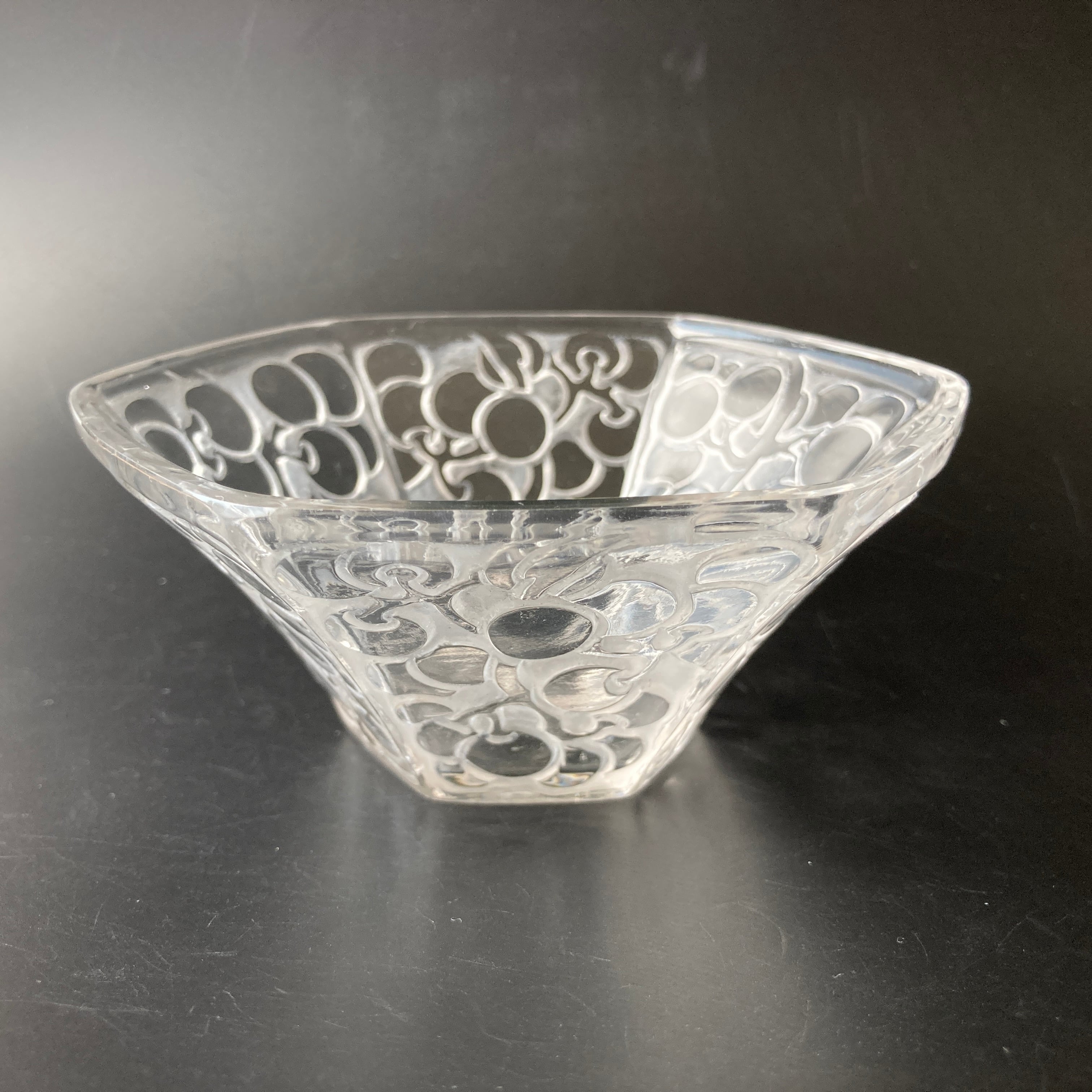 R.LALIQUE ルネ・ラリック 葡萄紋六角硝子鉢 ボウル「Raisins Six Pans