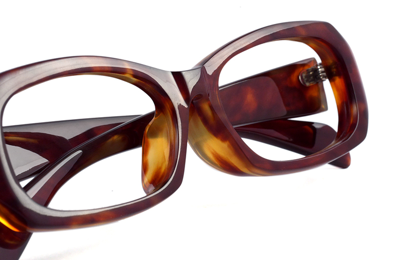 上トロ甲のモダンなべっ甲メガネが入荷 | 3T TRIPLE BLOG*東京銀座の