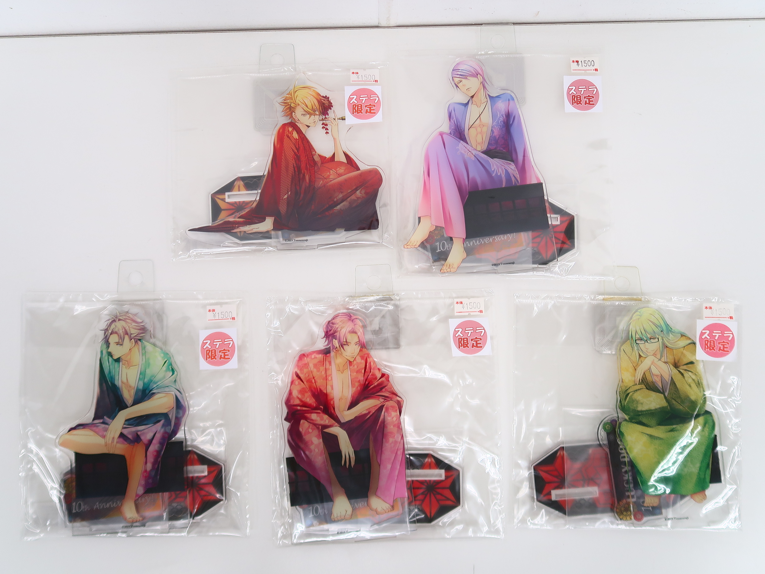 グッズ高価買取】ギヴン キヅナツキ 10years アクリルアートボード