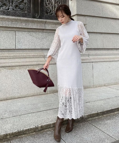 anuans（アニュアンス）の「スカラップレースドッキングニット