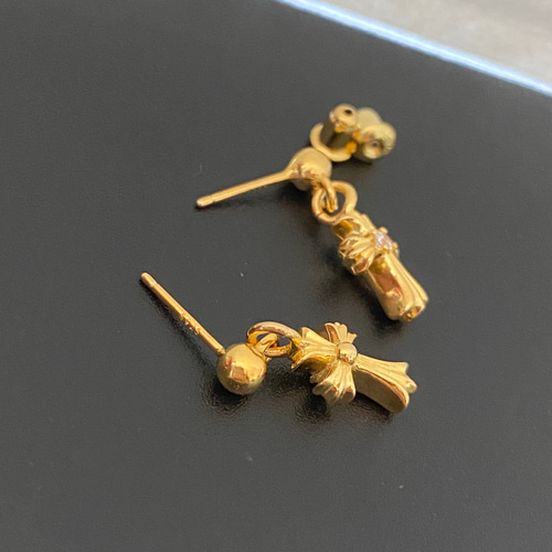 シルバー925純銀素材 ドロップ クロスピアス ベビーファット ゴールド