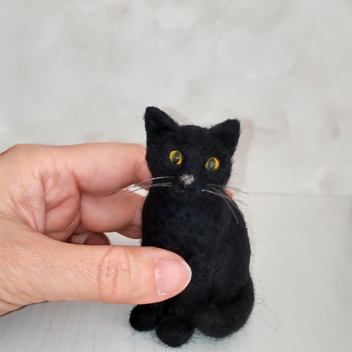 羊毛フェルト】ミニミニ黒猫～お座り～ 羊毛フェルト パステルミケ