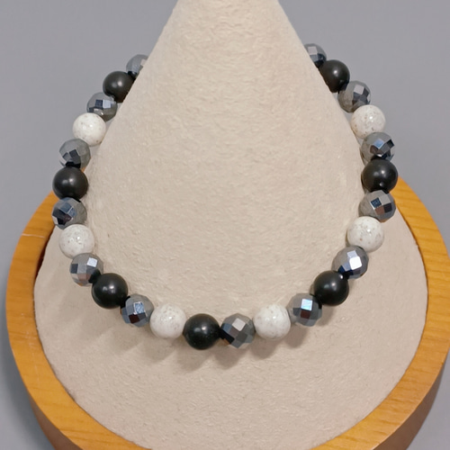 高純度テラヘルツ、北投石、北海道産ブラックシリカのブレスレット