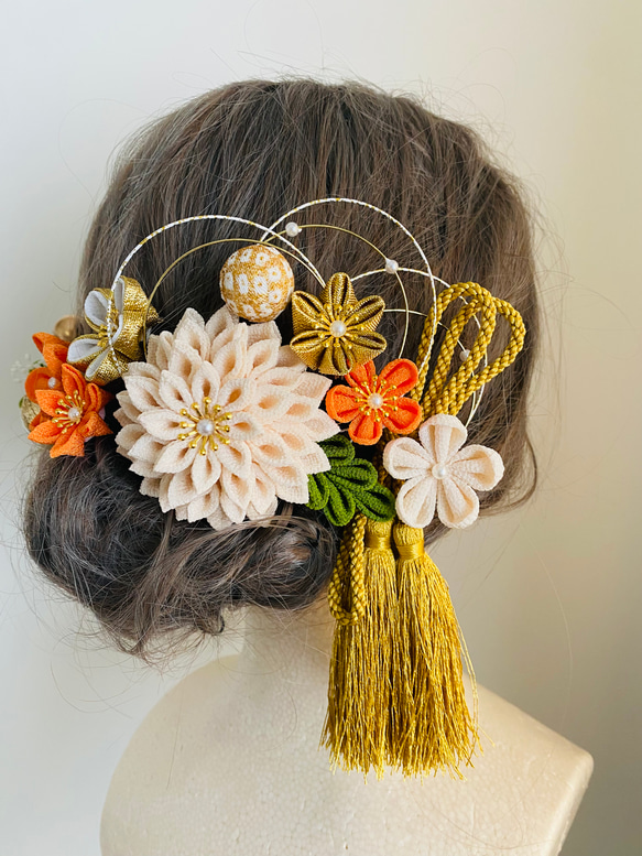 つまみ細工髪飾り【オレンジ×生成り】卒業式 卒業式髪飾り 袴 水引き