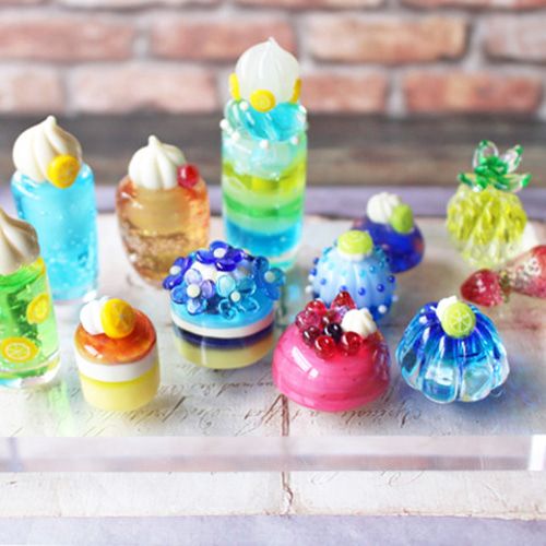 ガラスのミニチュアスイーツセット ☆ガラスのミニチュア喫茶店