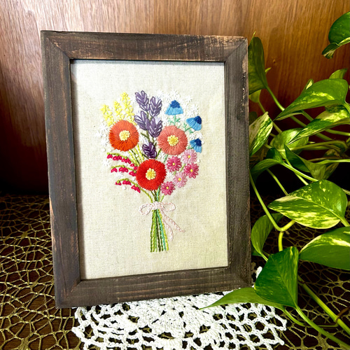 受注製作】花束刺繍フレーム壁掛け フォトフレーム・写真立て Chéri