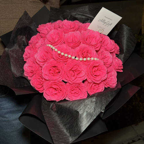 33本 深めピンクグリッターローズ 枯れない ワンホンブーケ