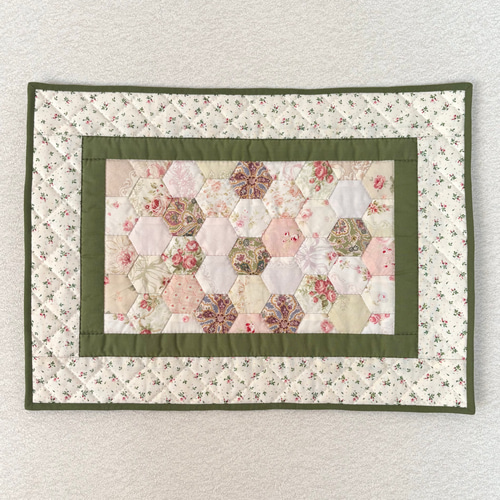 緑の散歩道 パッチワークキルト その他インテリア雑貨 Mimotta 通販