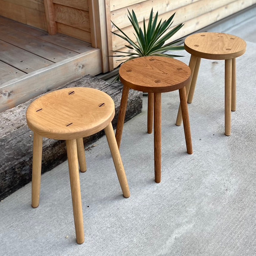 ナラの木スツール アンティーク仕上げ 椅子（チェアー）・スツール