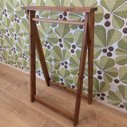 絵本棚 木製棚 おもちゃ棚 ハンドメイド モンテッソーリ 棚・シェルフ