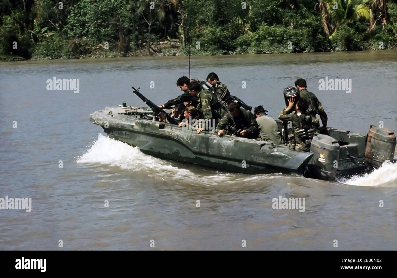 Navy seals vietnam hi-res stock photography and images - Alamy