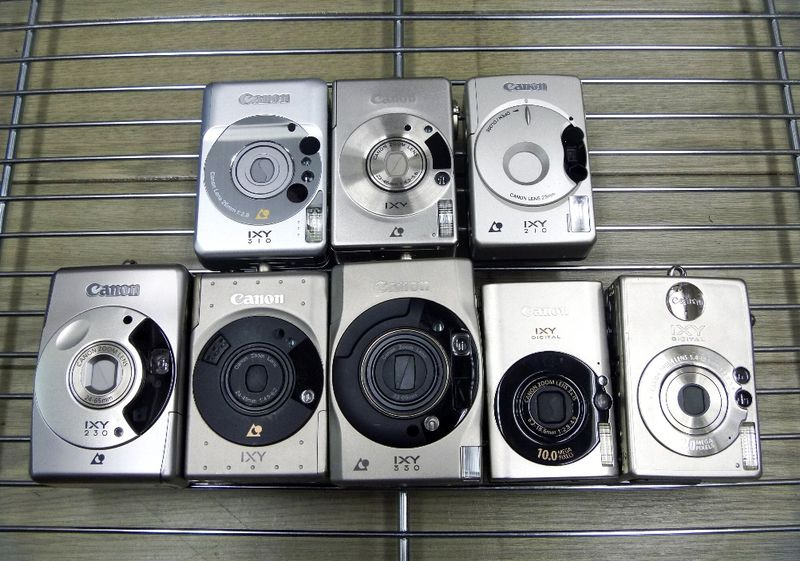我楽多屋(中古カメラアクセサリーとジャンクカメラ): IXY【イクシー】