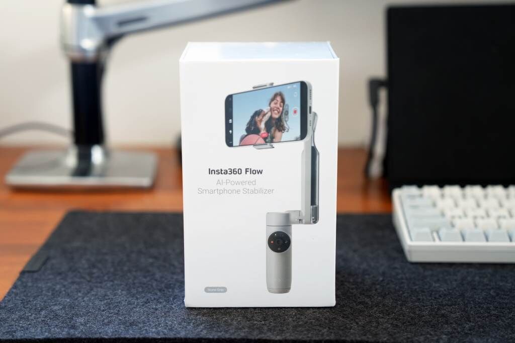 PR】スマホ用ジンバル [ Insta360 Flow ] レビュー。三脚＆自撮り棒に