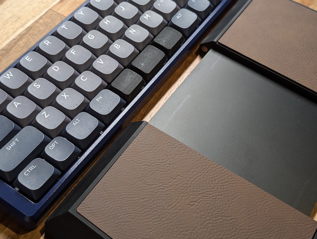 Magic Trackpadの感想と専用ケース『Magic Shell』のビルドガイドを