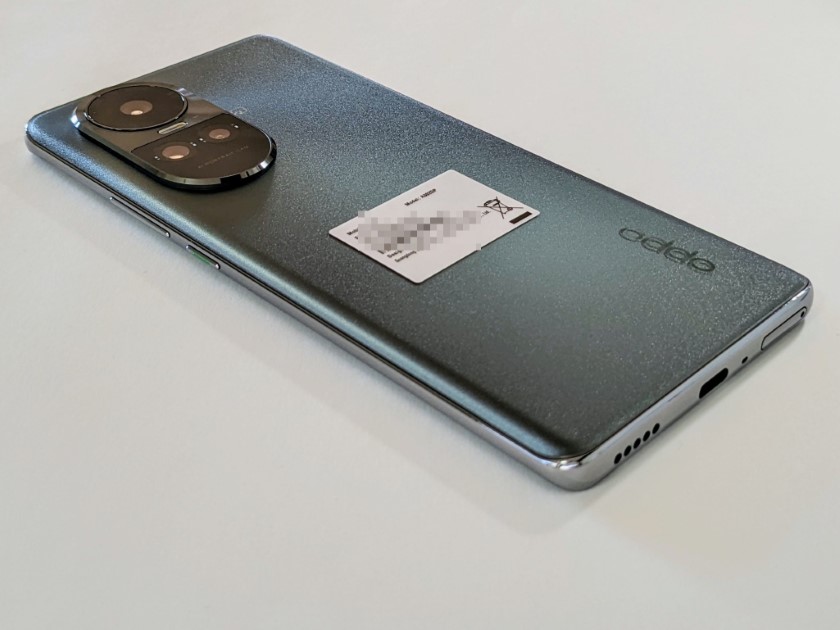 白ロム値引き終了間近。OPPO Reno 10 Pro 5Gを滑り込みで購入しました