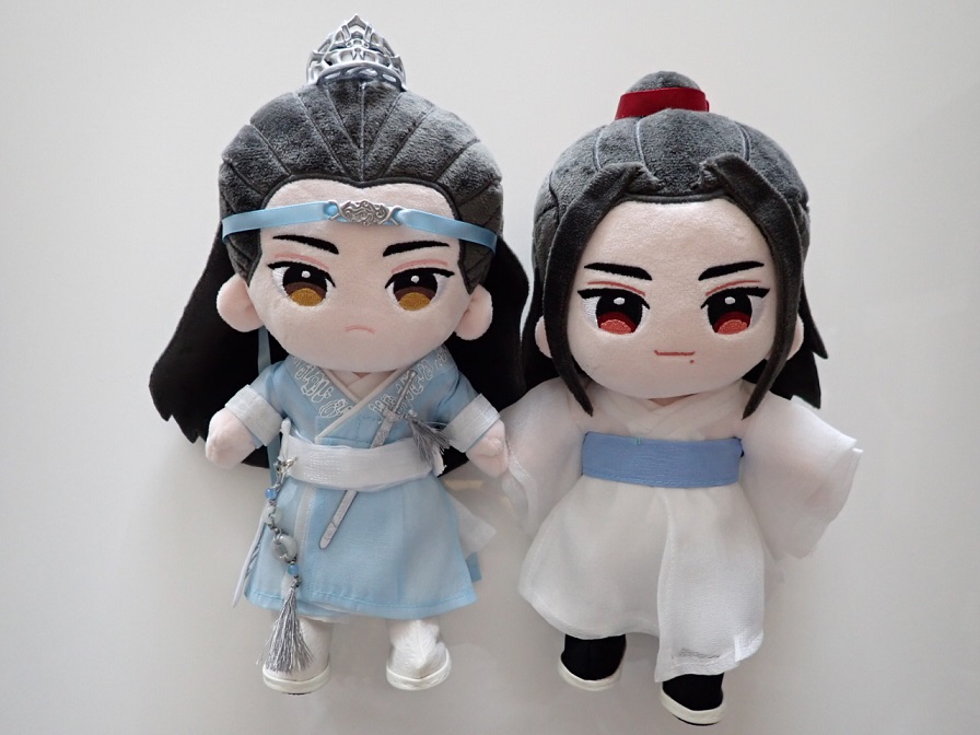 陳情令公式ぬいぐるみがやって来た、着せ替えてみた① - 笛の音と琴の調べ