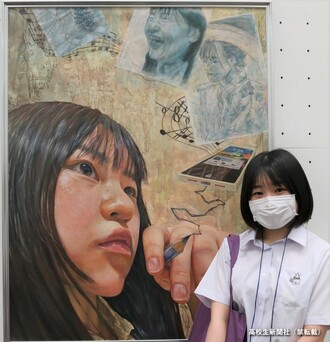 リアルすぎる肌、髪…色の研究重ね自画像描いた高校生の油絵が全国展へ