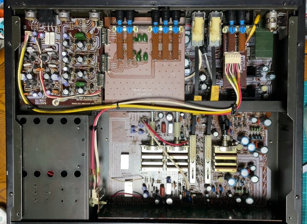 YAMAHA C-4 ① - 羽田電器産業 ステレオ事業部