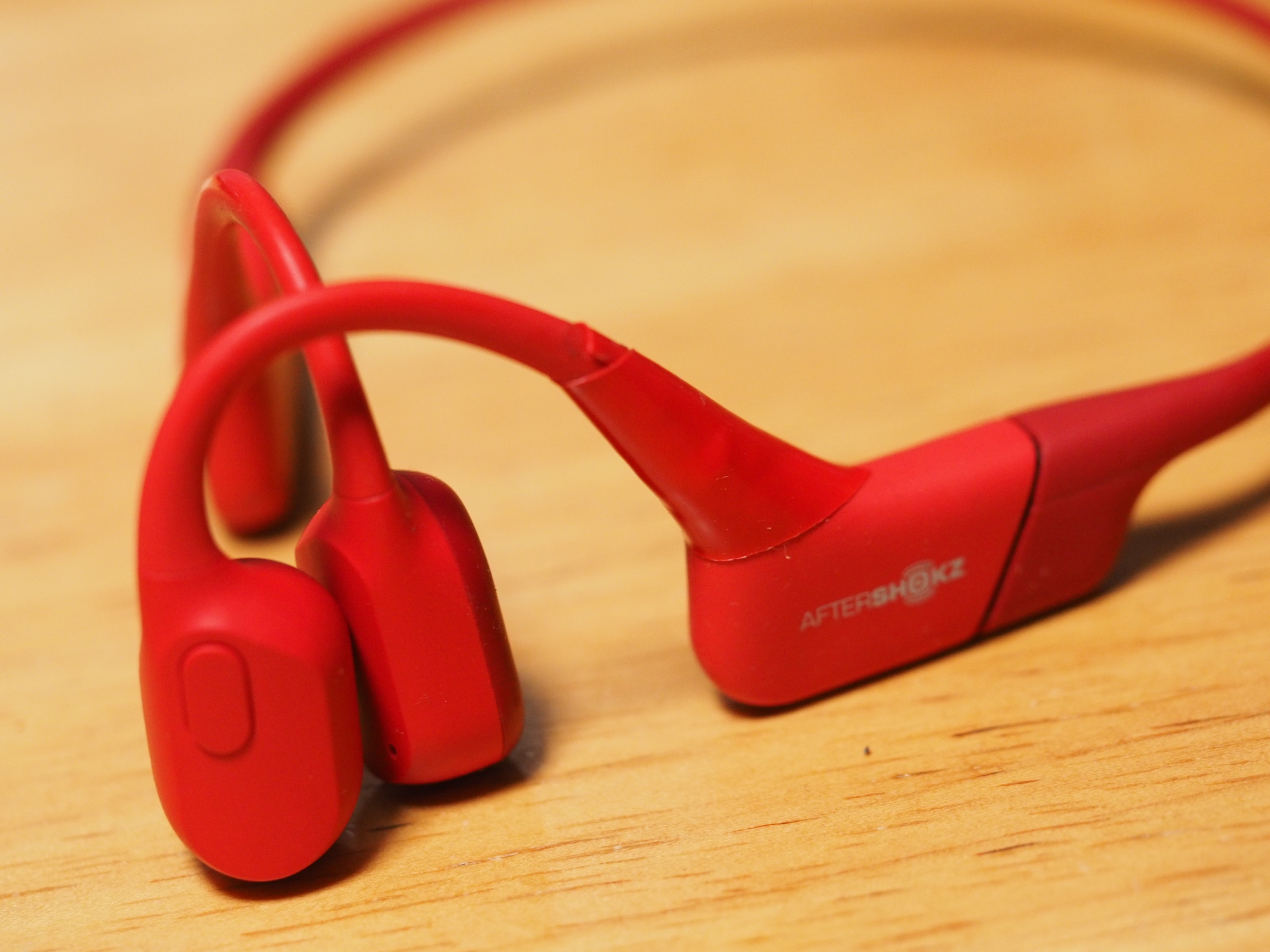 AfterShokzの骨伝導イヤホンが遂に断線した話。 - いまここにあるもの