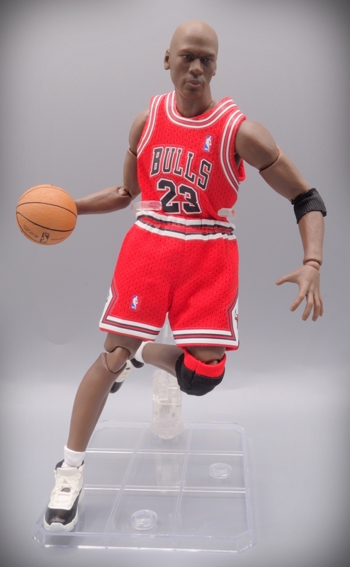 MAFEX Michael Jordan Chicago Bulls レビュー - okurejeの日記