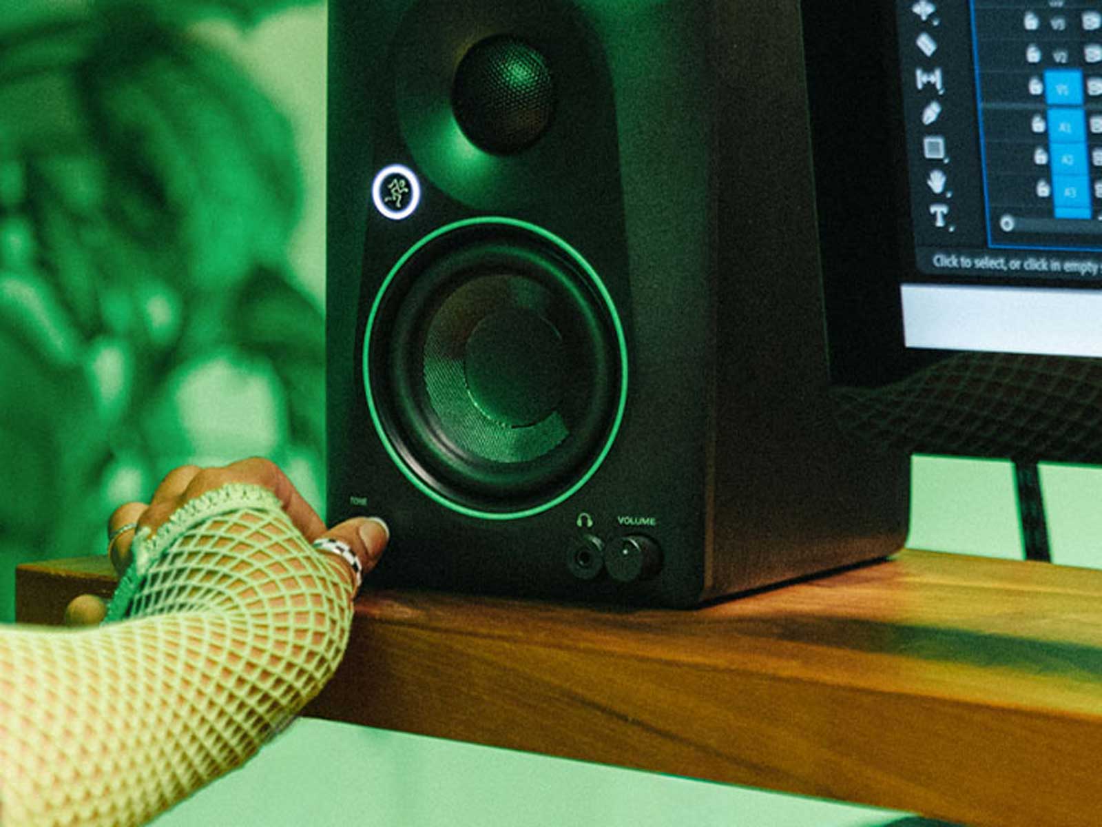 Mackie.がモニタースピーカーCRシリーズの第三世代、計7モデルを発表