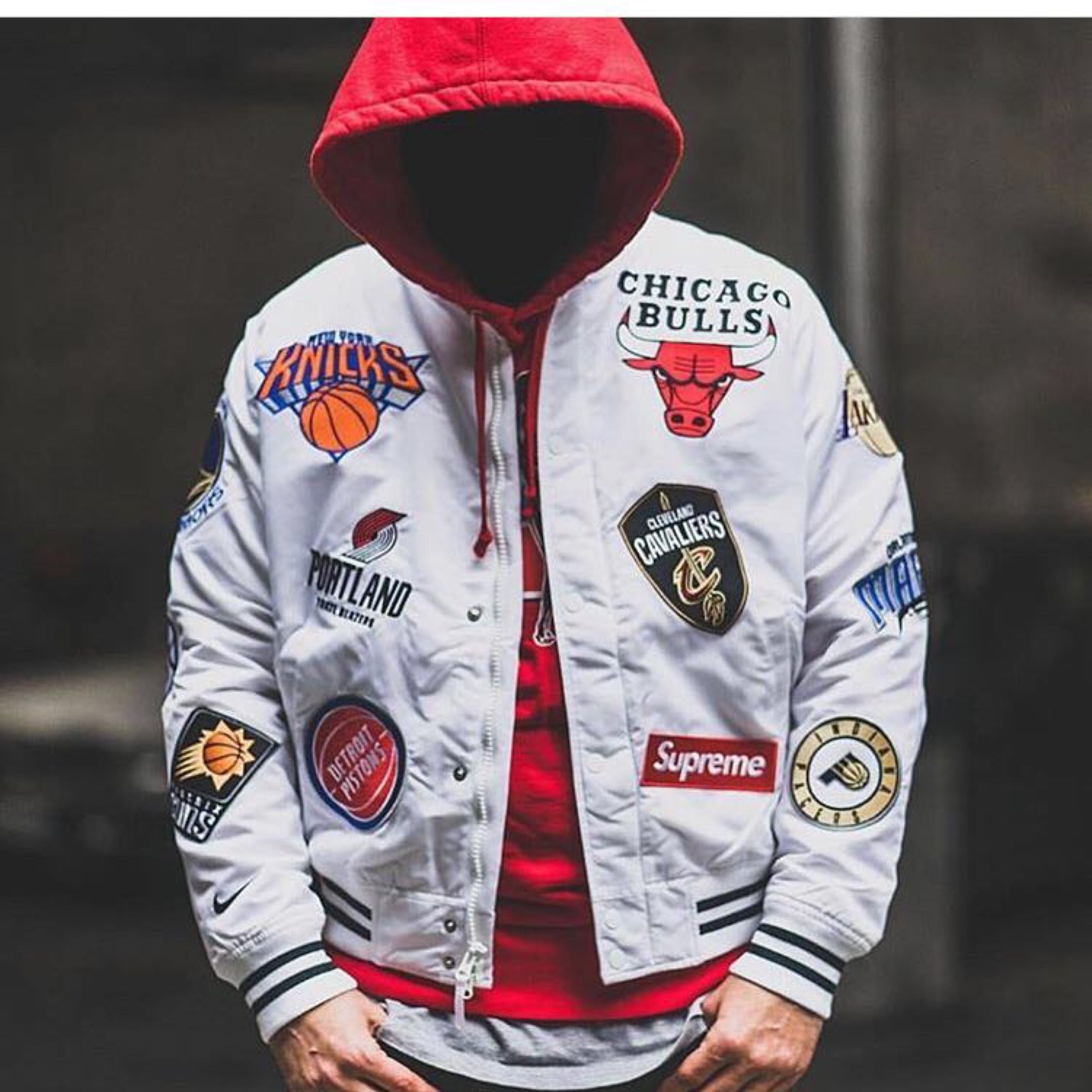 ☆Supreme x NIKE NBA☆送関込☆話題のコラボジャケット☆ (Supreme