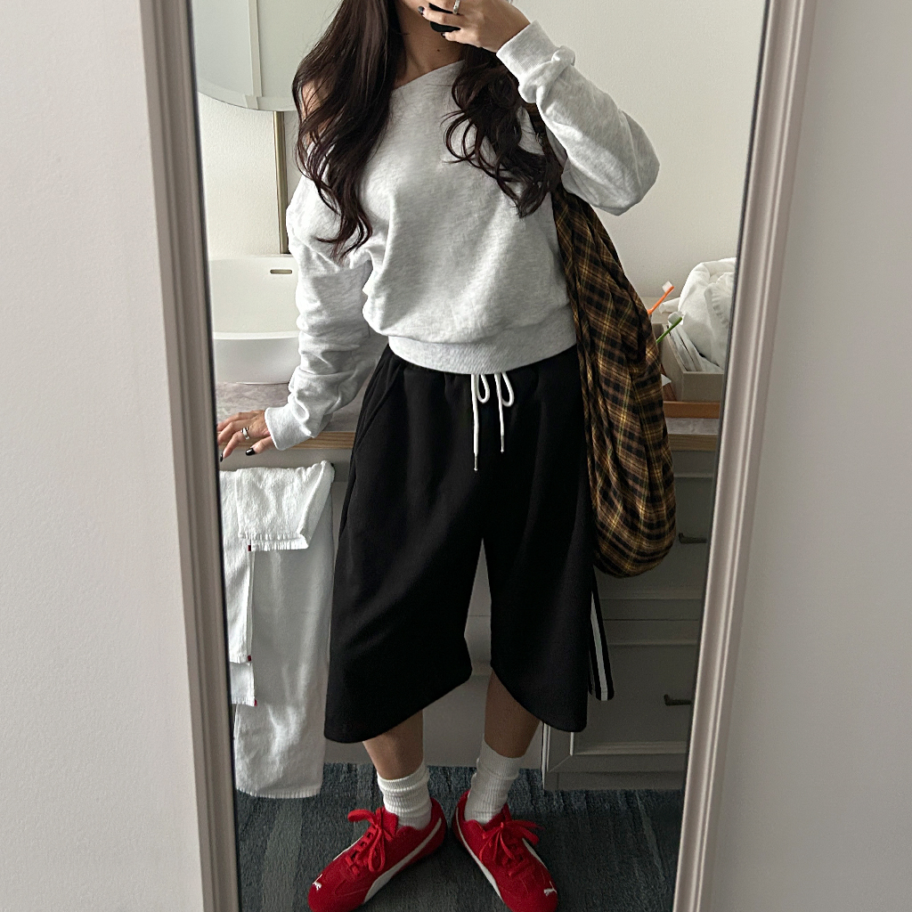 オフショルダースウェットトレーナー | ファッション通販サイト NUGU