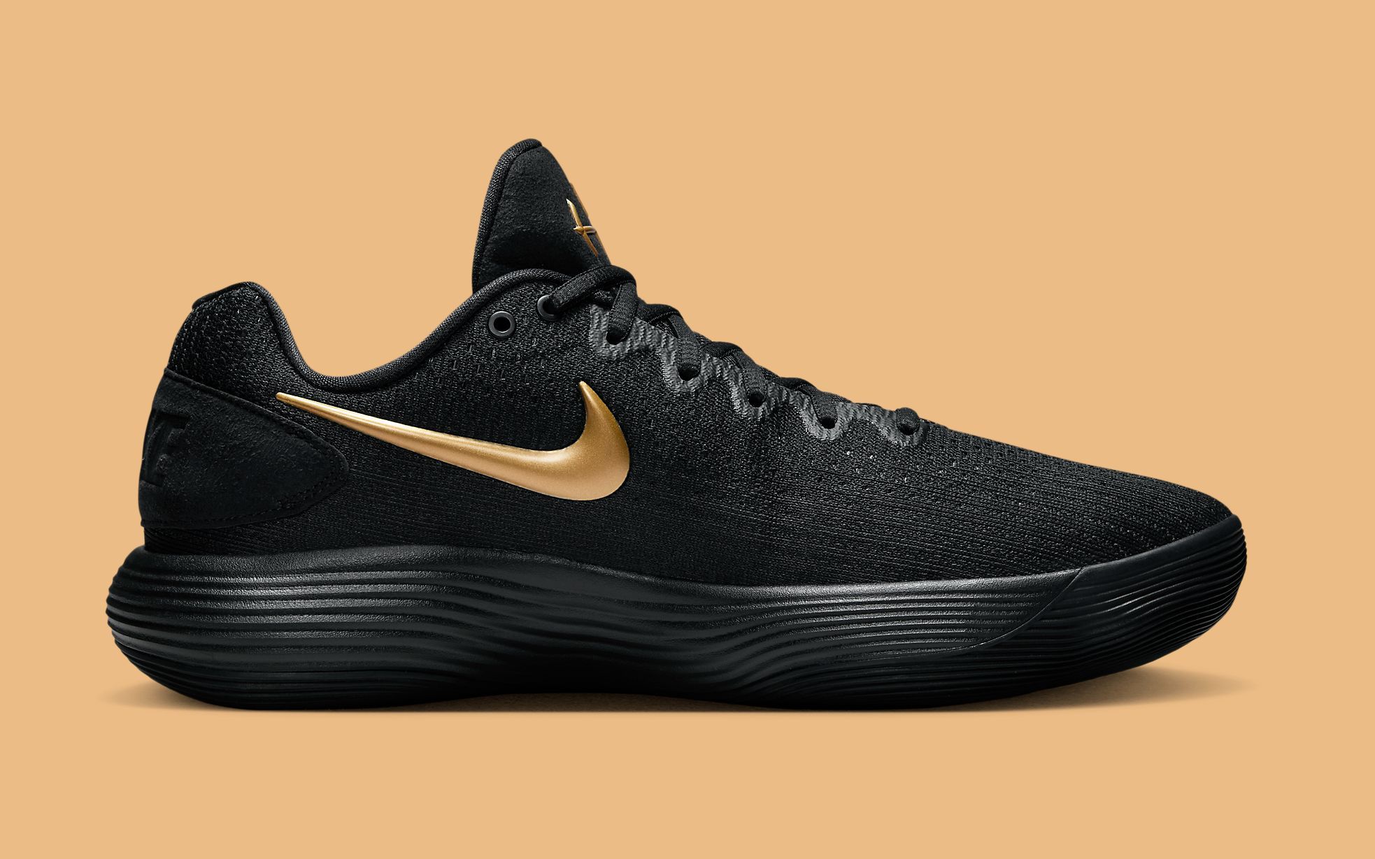 The Nike Hyperdunk 2017 Low Returns in “Black Gold” | House of Heat°