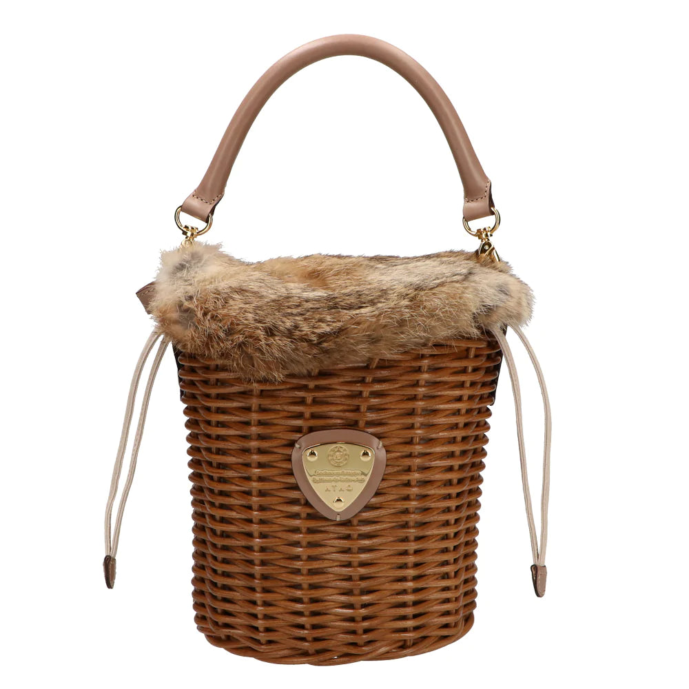 籐かごバッグの魅力は？人気の形状・おすすめシーンもご紹介 – ATAO