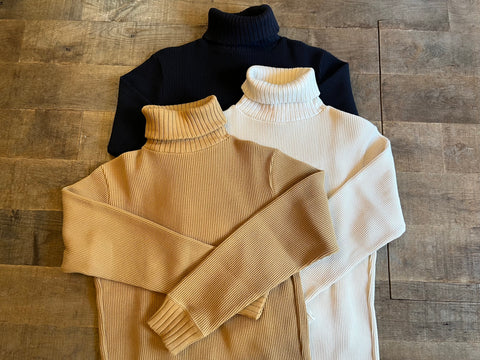 汎用性に長けた冬の定番》TURTLENECK ‐ WAFFLE – ナイジェル・ケーボン