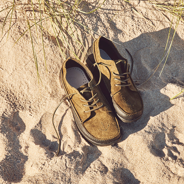 2022年11月3日全国一斉発売】Nigel Cabourn x Yogi Footwear