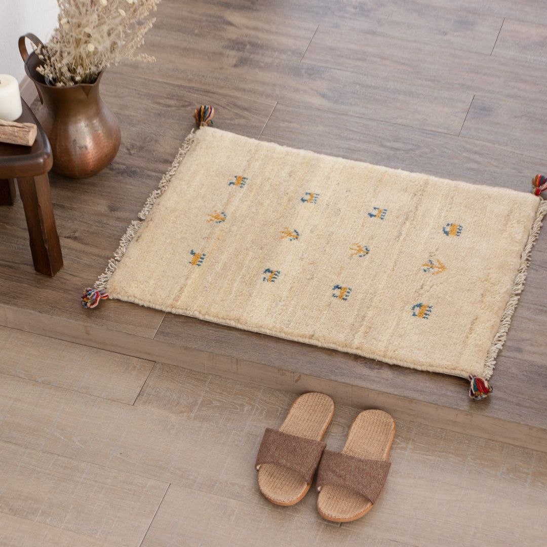 ギャッベ（約50×75cm） 一覧（最終更新 2022/9/26） - WORLD WIDE