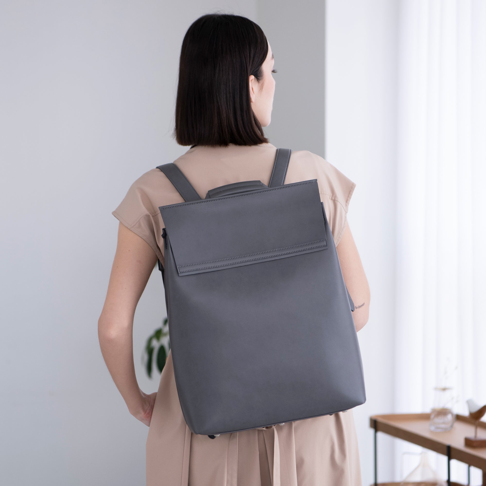 BILLY ビジネスにも使えるエレガントなリュック – FUMIKODA