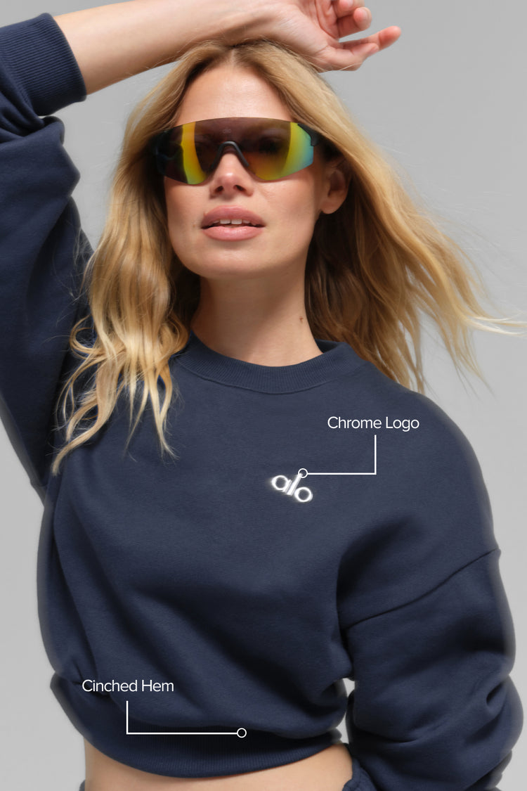 Cropped Accolade Crewneck - Navy | ALO