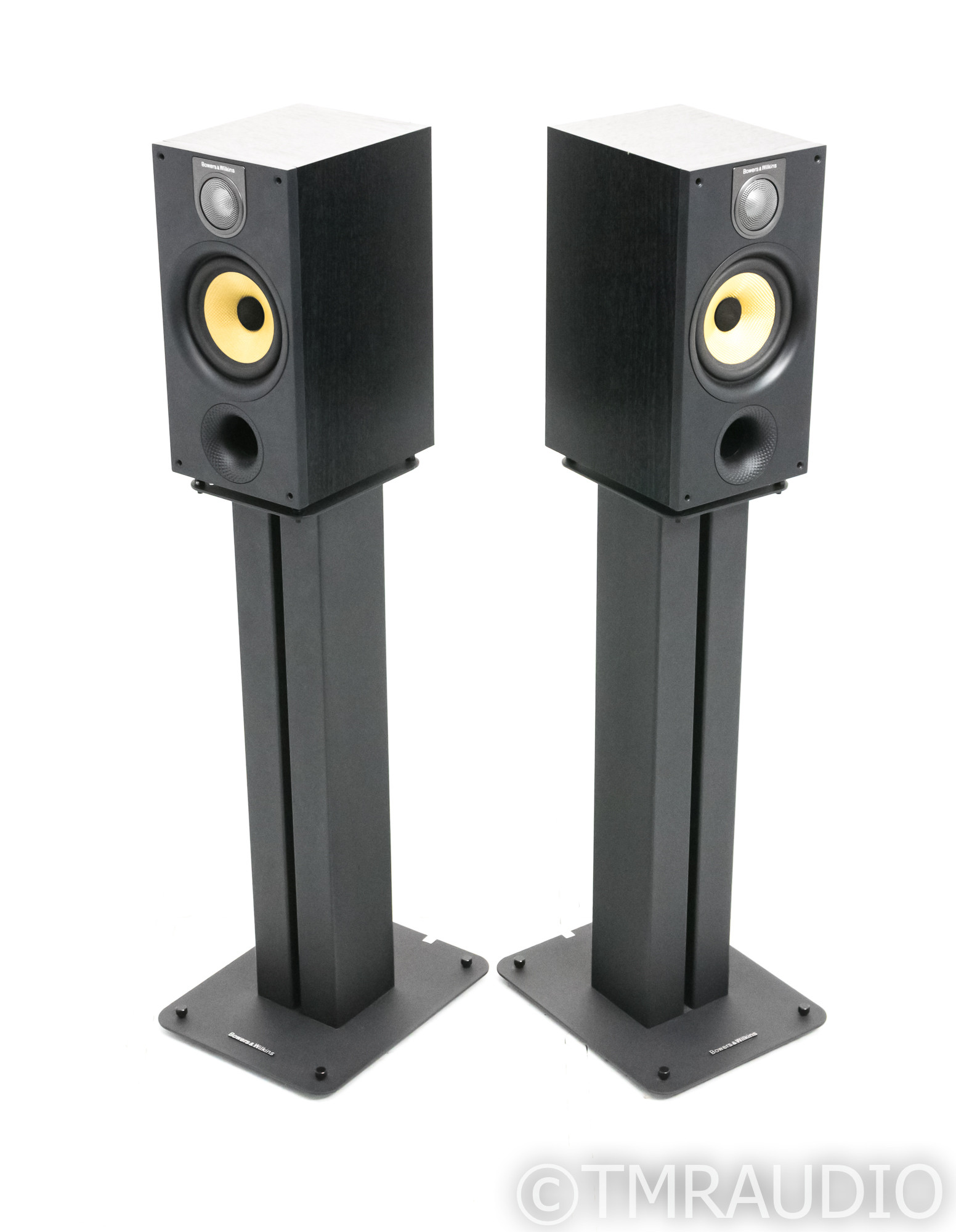 B&W 686 S2 Bookshelf Speakers